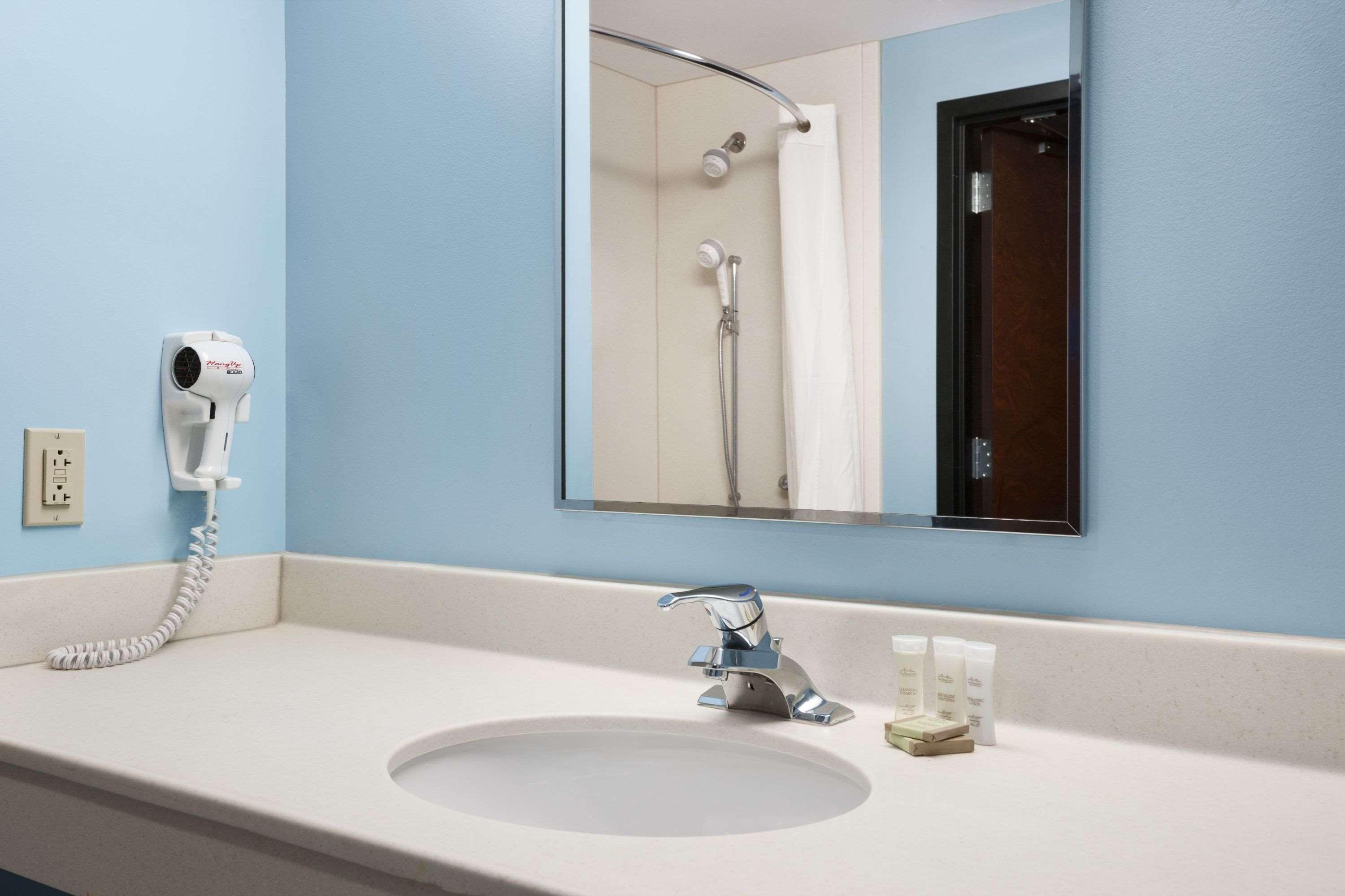 Super 8 By Wyndham Pennsville/Wilmington Exteriér fotografie