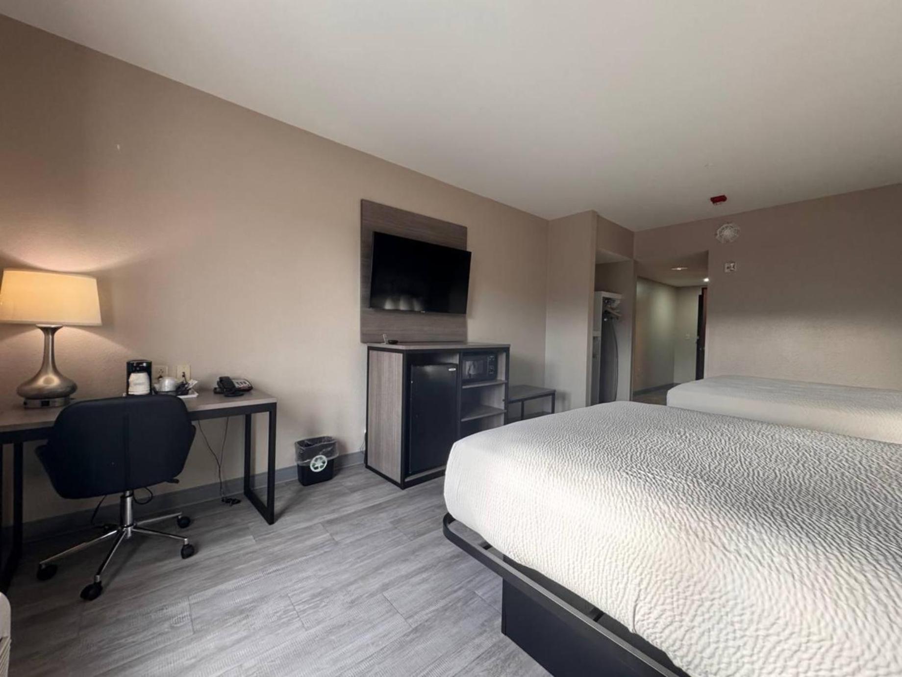 Super 8 By Wyndham Pennsville/Wilmington Exteriér fotografie